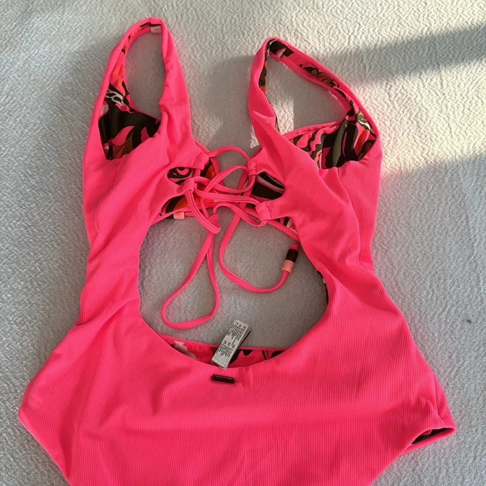 Maaji Coral Lava Reversible Cut-out One-Piece Swimsuit, Size Large, $168